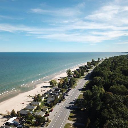 Beach Club Of Oscoda - The Lakeshore Cottage Экстерьер фото