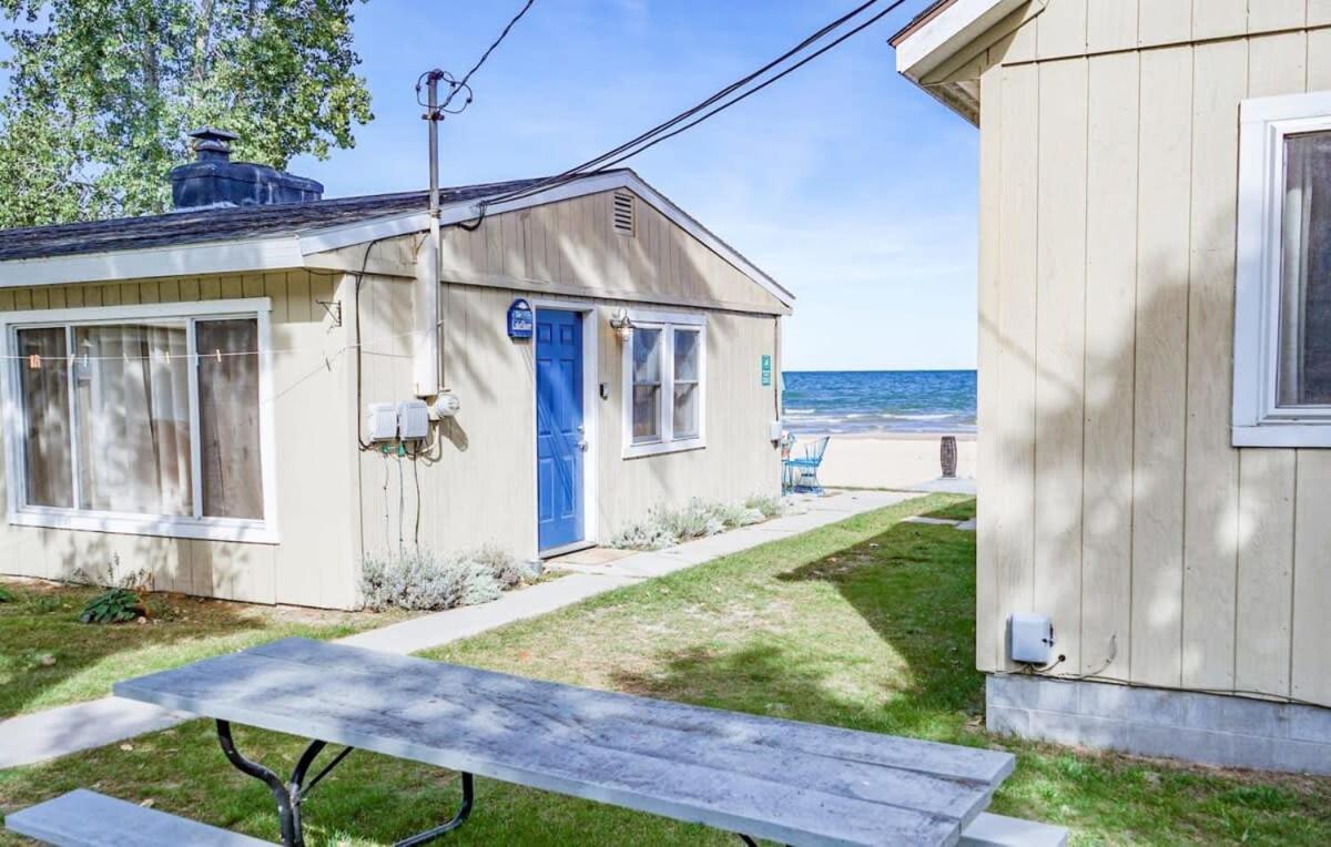 Beach Club Of Oscoda - The Lakeshore Cottage Экстерьер фото